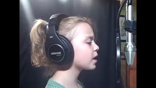 Hurt-Christina Aguilera Cover sung by Noelle (age 9