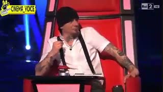 ظاهر و صدای عجیب این پسر ایتالیایی که همه فک کردن دختره