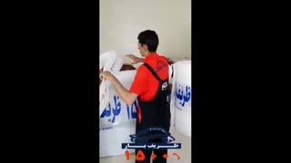 بسته بندی اثاثیه توسط باربری و اتوبار ظریف بار 1500