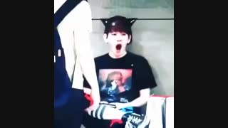 دلم گریه میخواد و یه بغل گرم از یه دوست T_T