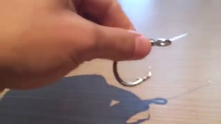 اموزش گره زدن قلاب به نخ ماهیگیری