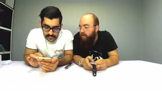 آنباکس ساعت هوشمند طرح اپل - بترکونیمش یا جاییزه بدیم؟