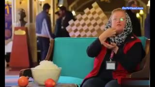 واکنش توریست های خارجی در برابر پشمک یزدی