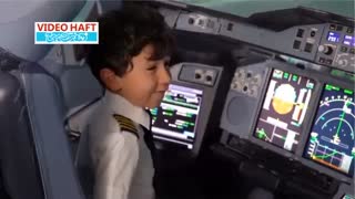 شبیه‌سازی پرواز برای کودک 6 ساله