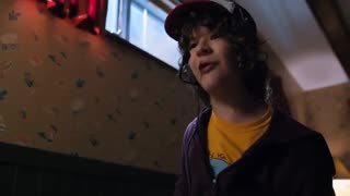 دانلود فصل دوم سریال اتفاقات عجیب Stranger Things S02E05 با زیرنویس چسبیده