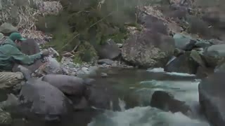 اموزش تخصصی ماهیگیری در رودخانه