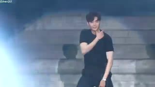 رقص بامزه ی لی جونگ سوک با آهنگ New Face از  PSY