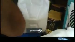 ببینید داخل آبلیموهای بازار چه چیزهایی وجود دارد