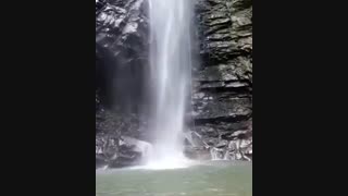 یکی از زیباترین آبشارهای ایران