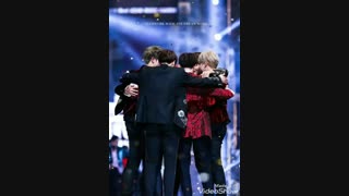 آرمی ها پشت بی تی اس هستن(ARMY/BTS)