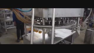 ویدئو دستگاه پرکن و دربند آب میوه پالپ دار بطری پِت