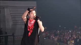 GOT7 concert کنسرت فوق العاده آهنگ So lucky گات سون  ، این آهنگ برای آگاسه ها خوندن یوگیوم این آهنگو خیلی دوستداره #پیشنهاد‌ویژه