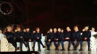 ریکشن Exo به اجرای بی تی اس Blood sweat and tears