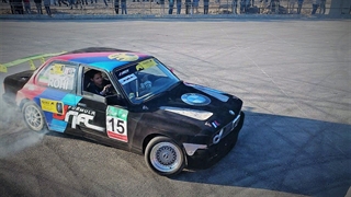 ویدئو 360 درجه دریفت در حاشیه نمایشگاه خودرو تهران