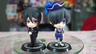 Mini figure black butler توضیحات رو بخونین.