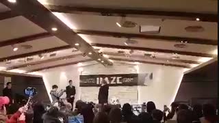 جییییییییغ فن ساین امروز هیون جونگ