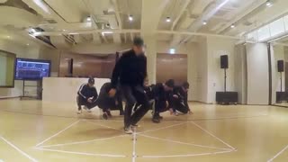 EXO-ELECTRIK-KISS-DANCE-PRACTICE