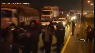 واژگونی پل عابر پیاده با دو کشته در پاکدشت تهران