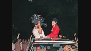 با خاطرات مایکل جکسون ( داستان Viraf Sarkari ... )