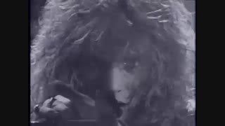 بون جووی- living in sin