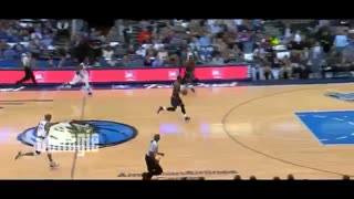 Lebron James,the king of dunks