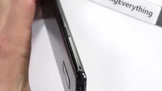 تست مقاومت بدنه گلکسی اس 9 سامسونگ