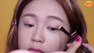 میکاپیست کره ای که خودشو شبیه جنی عضوِ بلنک پینک میکنه! عالییییه! باهاش مو نمیزنه!