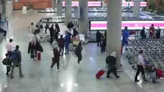 غافلگیر شدن مسافران ورودی در لحظات تحویل سال در فرودگاه