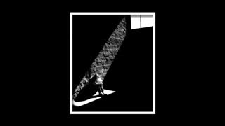 از من شبی سیاه به چشم تو یادگار : ویدا وکیلی با خوانش علی محمدی