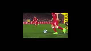 آموزش 30 تکنیک ناب دریبل زنی PES 2018 در سه دقیقه!