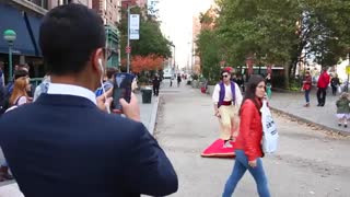 علاالدین و فرش پرنده در نیویورک