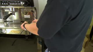 نصب دستگاه اسپرسو آستوریا مدل پلاس فور یو