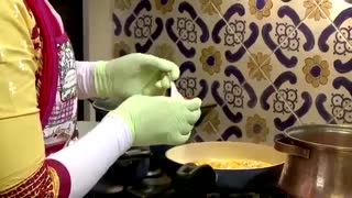 شام ایرانی لاله اسکندری