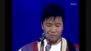 بگید چی اوردم  اجرای لی سومان تو یک فستیوال که مال قرنه ماسته خشکه ( لی سومان رییس کمپانی گروهایی مثل exo , nct , shinee . suju