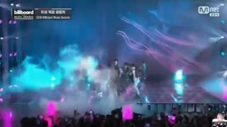 بخشی از اجرای کامبک شوی BTS