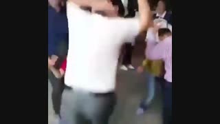 چه قشنگ میرقصه :))