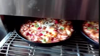 فر پیتزا ریلی