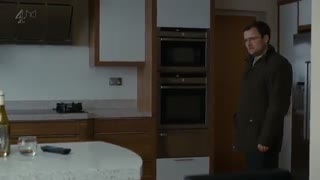 دانلود سریال درام تخیلی انسان ها-فصل 1 قسمت7-با زیرنویس چسبیده-Humans