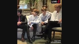 [BTS JIKOOK ] ری اکشن کوکی وقتی جی هوپ دستشو رو شونه جیمین میزاره ...