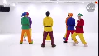 bts - go go ورژن هالوین بی تی اس تمرین رقص