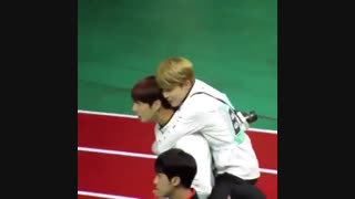 یه بغل جیکوکی:)