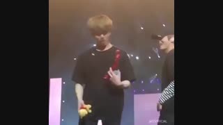 بی وفا به این میگن ولی چون وی داد دوسش داشت ها خخخخخخخخ