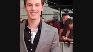 مومنت از حسادت های کوکی به شان مندرز 5^.^ JiKooK