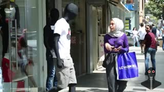 دوربین مخفی خنده دار مانکن