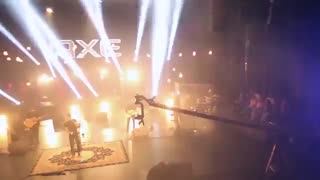 اجرای زنده دوست دارم زندگی رو سیروان خسروی