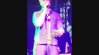 آیا کسی هست؟؟؟؟!!