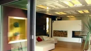 خانه چوبی مدرن در شمال ایتالیا