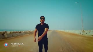 دانلود موزیک ویدیو دمم گرم با صدای علی ابراهیمی