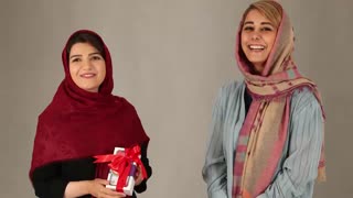 اهدای جایزه برنده مسابقه بانی کاپ، آیفون ایکس!
