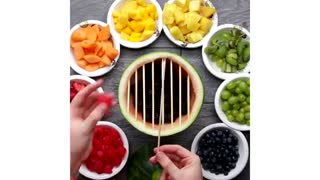 ساخت ظرف میوه بسیار زیبا با هندوانه